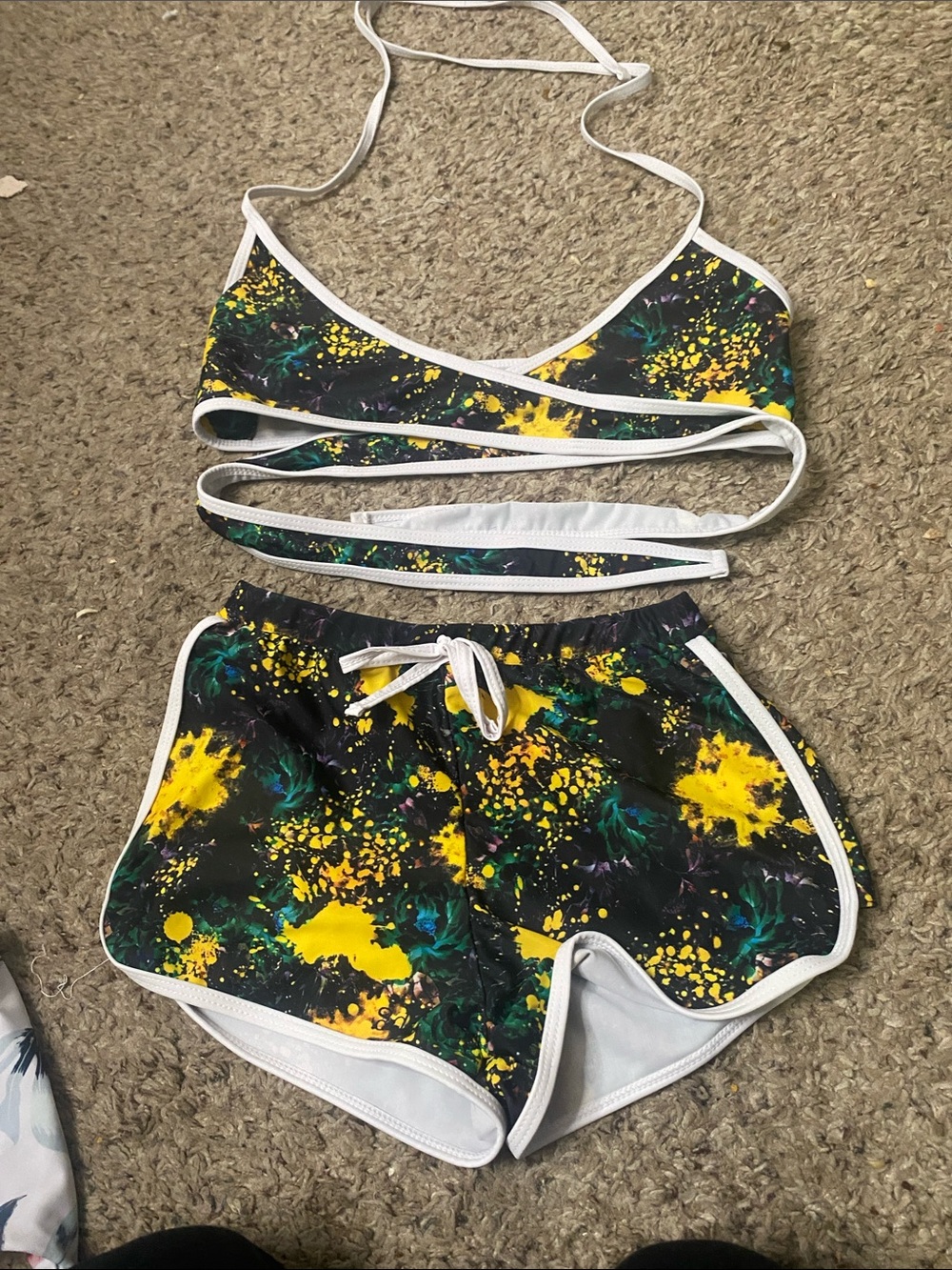 ROMWE Black Kids Two-Piece Swim Set with Yellow & Green Splash
